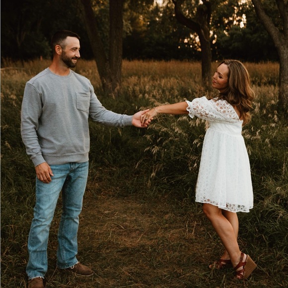 Meet your Posher, Tonya - Picture 1 of 1